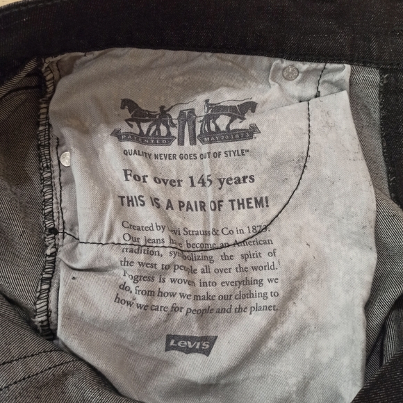 Levi's 511 SLIM STRETCH SITS BELOW WAIST SLIM FROM HIP TO ANKLE 36 x 32 - Picture 10 of 16